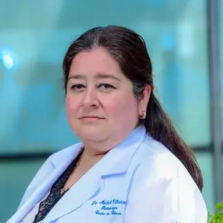 Dra Michelle Aline Villavicencio Queijeiro from ABC Medical Center., especialista en 