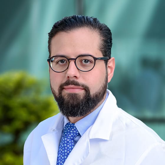 Dr. Johnatan Vitar Sandoval