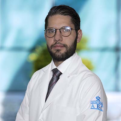 Dr Javier Andrés Galnares Olalde del Centro Médico ABC, especialista en Neurología