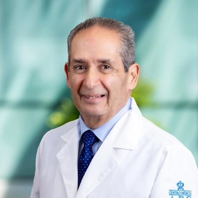 Dr Mario Suárez Morales del Centro Médico ABC, especialista en Anestesiología