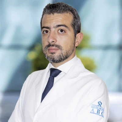 Dr. Carlos Guillermo Mondragon Salgado del Centro Médico ABC, especialista en Cirugía General