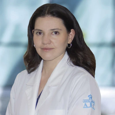 Dra Montserrat Malfavon Farias del Centro Médico ABC, especialista en Ginecología y Obstetricia