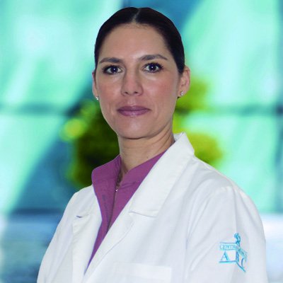 Dra Verónica Flores Lozano del Centro Médico ABC, especialista en Nutrición