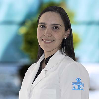 Dra Angélica Yanine López Ramírez del Centro Médico ABC, especialista en Anestesiología