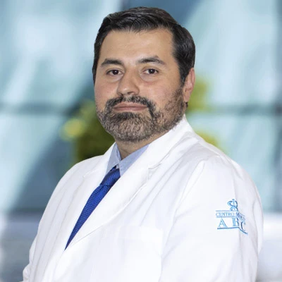 Dr. Juvenal Franco Noguez del Centro Médico ABC, especialista en Anestesiología