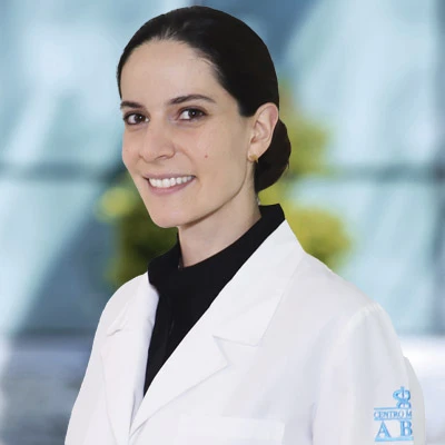 Dra Alejandra Labra Nassar del Centro Médico ABC, especialista en Anestesiología