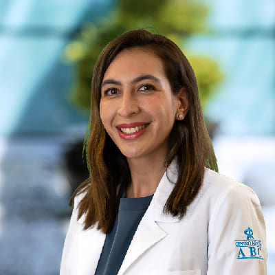 Dra. Andrea Carrillo Romero