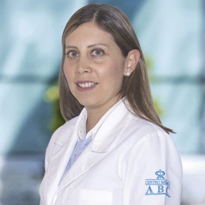 Dra Claudia Lorena Arellano Martínez from ABC Medical Center., especialista en 