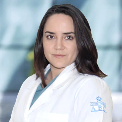Dra Andrea Sarmiento Aguilar from ABC Medical Center., especialista en 