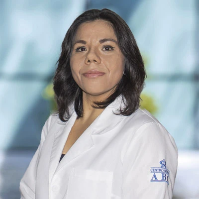 Dra. Estefania Rocha Botello from ABC Medical Center, specialist in Internal Medicine