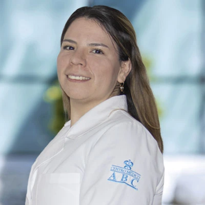 Dra. Ana Celia Margarita Michel Izeta del Centro Médico ABC, especialista en Pediatría