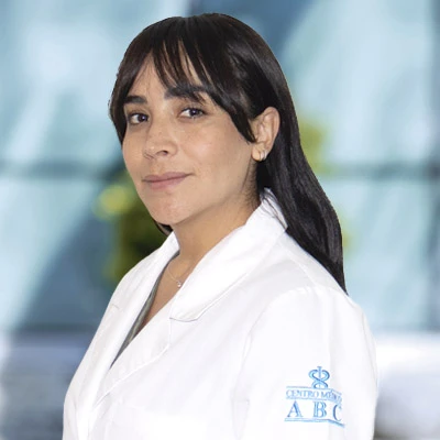 Dra Claudia Carolina Nando Villicaña del Centro Médico ABC, especialista en Anestesiología