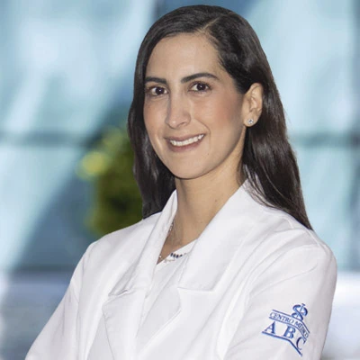 Dra Maria Camila del Castillo Rosas from ABC Medical Center., especialista en 