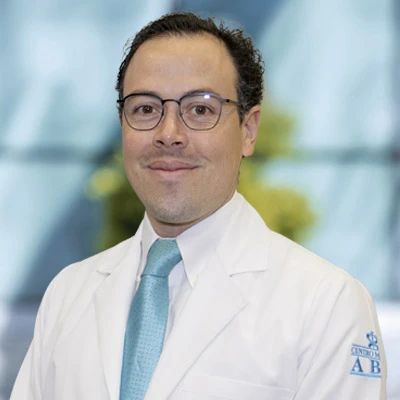 Dr José Castillo de la Peña from ABC Medical Center., especialista en 