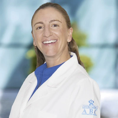 Dra Ruth Eskenazi Betech del Centro Médico ABC, especialista en Oftalmología