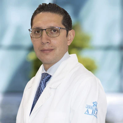 Dr. Harold Enrique Castro Anaya del Centro Médico ABC, especialista en Cirugía Pediátrica