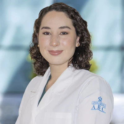 Dra. Aranza Suarez Ortega del Centro Médico ABC, especialista en Pediatría