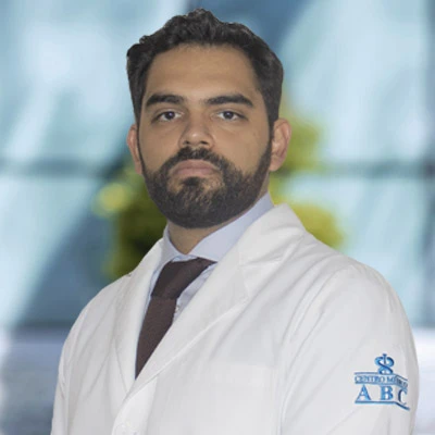 Dr Alfonso Gindl Bracho from ABC Medical Center., especialista en 