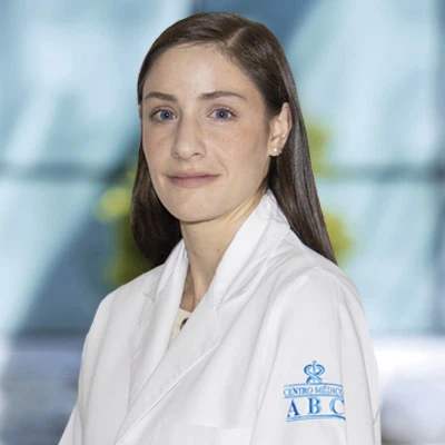 Dra. Paola Abad Torres del Centro Médico ABC, especialista en Pediatría