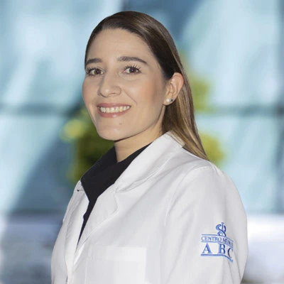 Dra. Elisa Mendoza Ramirez del Centro Médico ABC, especialista en Nefrología