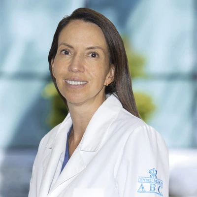 Dra. Gabriela Chacon Alvarez del Centro Médico ABC, especialista en Pediatría