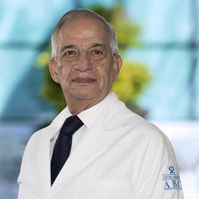 Dr Luis Carlos Solana P. Dávalos del Centro Médico ABC, especialista en Cardiología Clínica