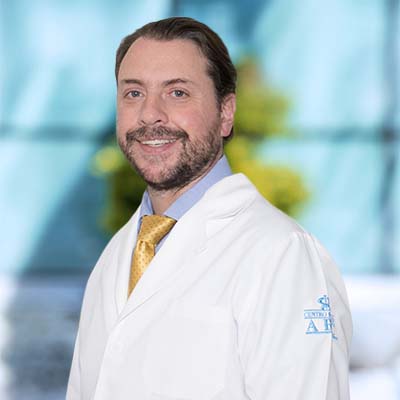 Dr Rodrigo Rubio Martínez del Centro Médico ABC, especialista en Anestesiología