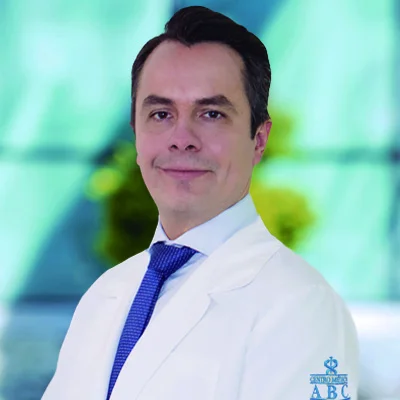 Dr Yasshid León Mayorga from ABC Medical Center., especialista en 