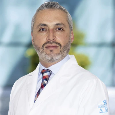 Dr Andre Mallen Trejo del Centro Médico ABC, especialista en Ortopedia y Traumatología