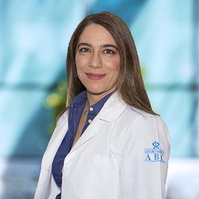 Dra Mariana Rosales Calderón del Centro Médico ABC, especialista en Endocrinología