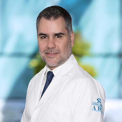 Dr Rodrigo Morales De La Cerda del Centro Médico ABC, especialista en Cirugía Plástica, estética y reconstructiva