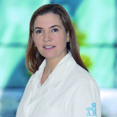Dra Daniella Gómez Pue del Centro Médico ABC, especialista en Ginecología y Obstetricia