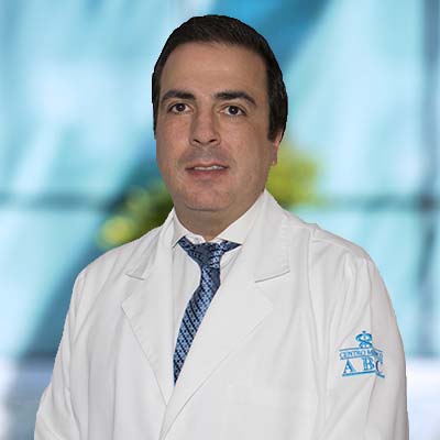 Dr Javier García Guerrero del Centro Médico ABC, especialista en Medicina Interna