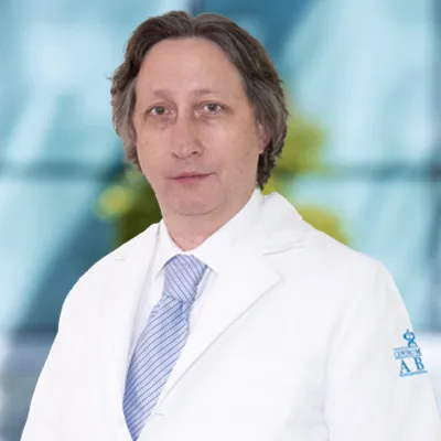 Dr Luis Fernando Kieffer Escobar from ABC Medical Center., especialista en 