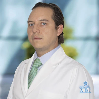 Dr Juan de Dios Del Castillo Calcáneo from ABC Medical Center., especialista en 