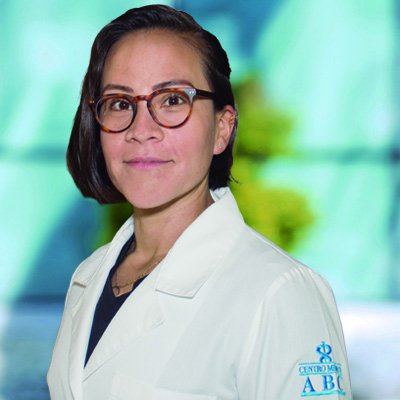 Dra Claudia Sánchez Torres del Centro Médico ABC, especialista en Anestesiología