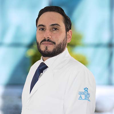 Dr Sergio Ignacio Inclán Alarcón del Centro Médico ABC, especialista en Medicina Interna