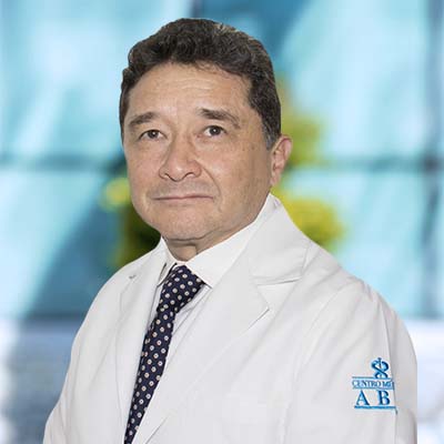 Dr Edmundo Arias Gómez del Centro Médico ABC, especialista en Cirugía General