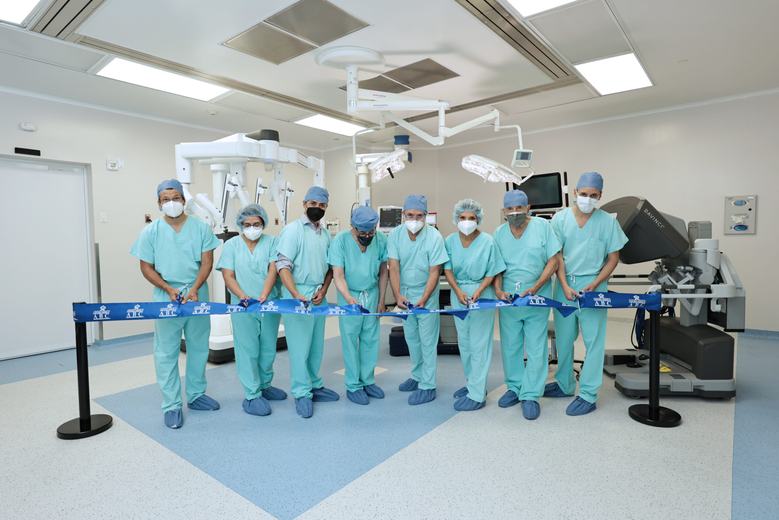 El Centro Médico ABC innova en el proceso de cirugías con el nuevo robot da Vinci Xi