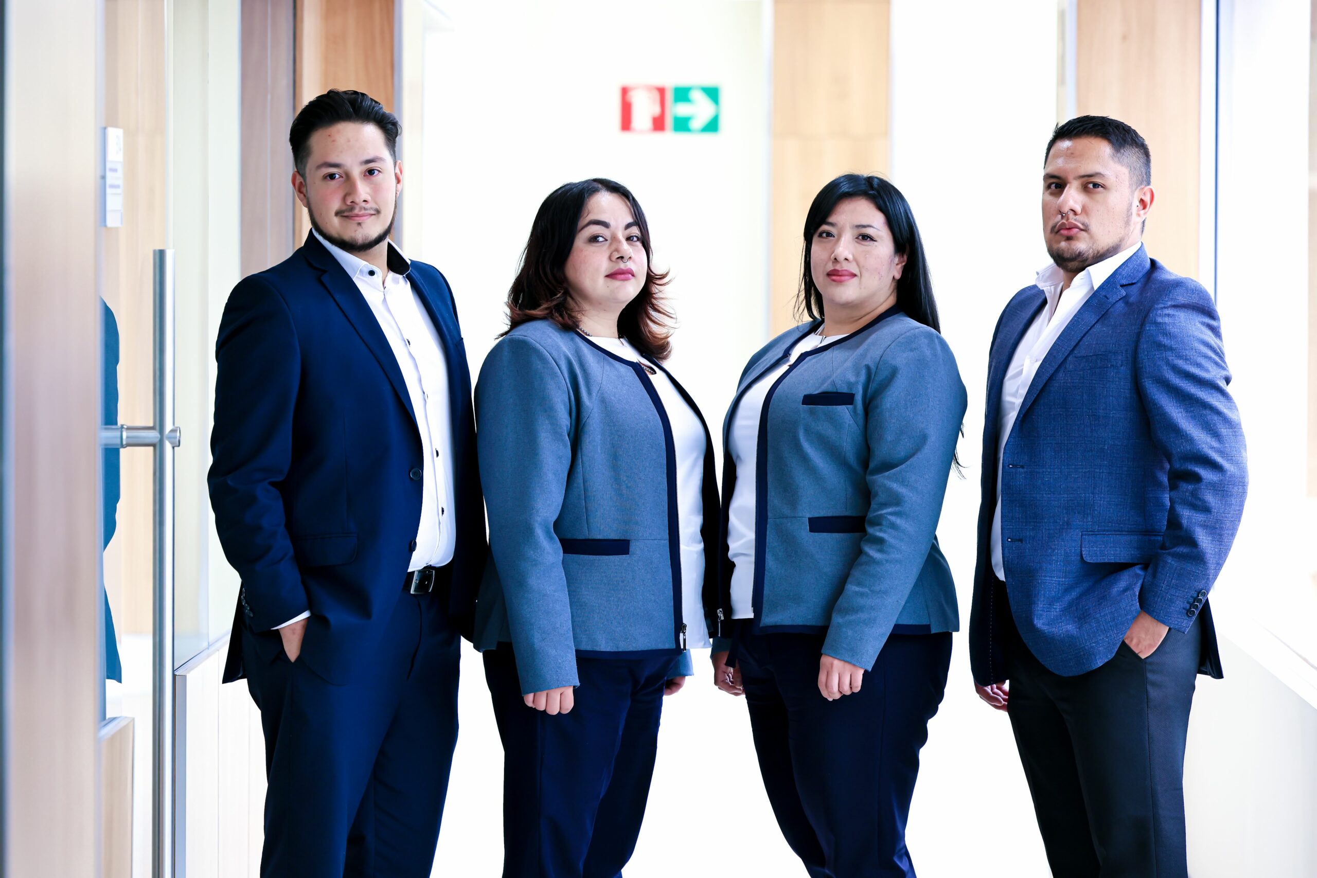 ¿Preguntas? Estamos aquí para ayudar