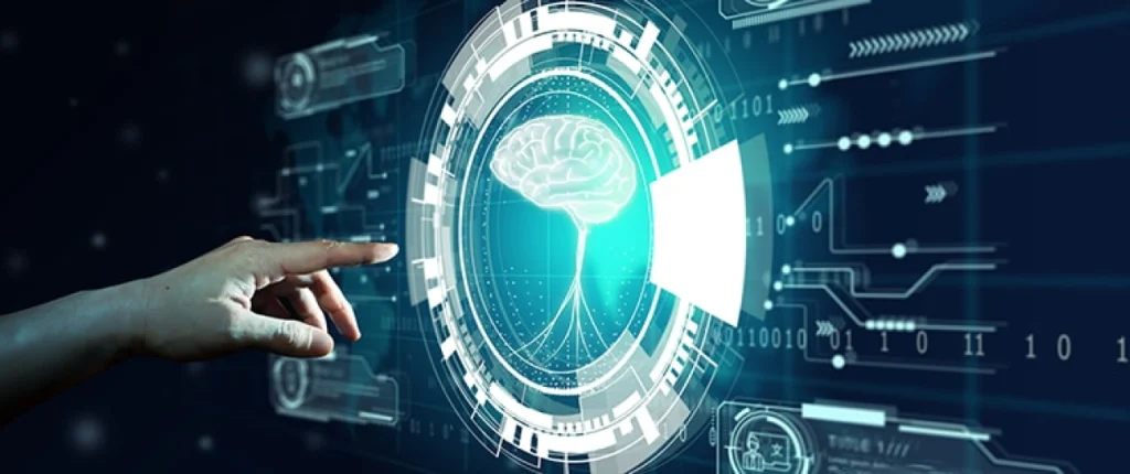 Mano de médico tocando la imagen de un cerebro para representar la evolución de la neurotecnología