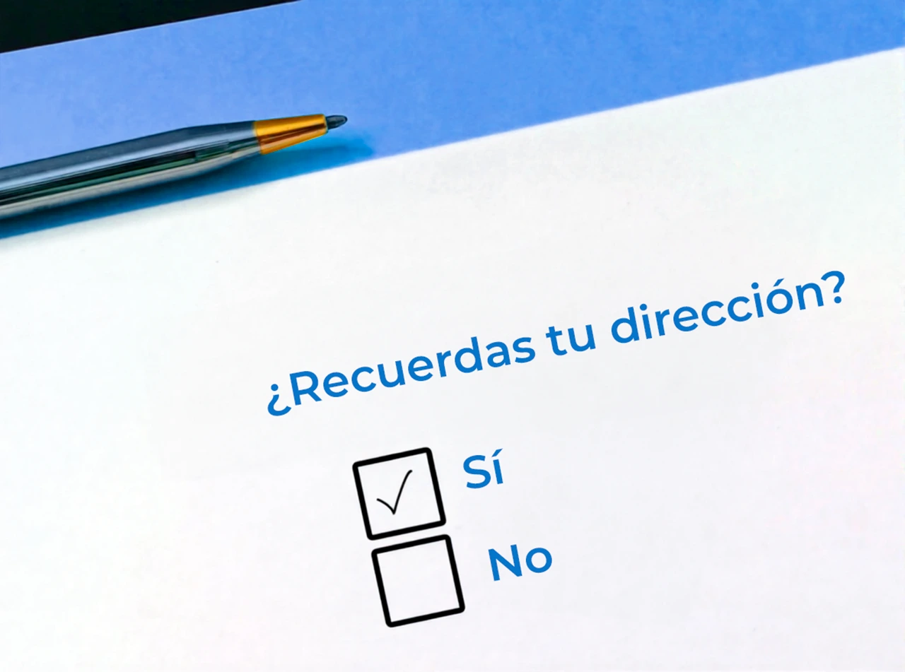 Hoja con una pregunta escrita sobre él, como test representativo de la demencia senil, en donde le paciente contestó sí. Hoja con una pregunta escrita sobre él, como test representativo de la demencia senil, en donde le paciente contestó sí.