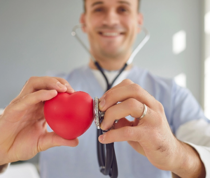 Clínicas Cardiovasculares Clínicas Cardiovasculares